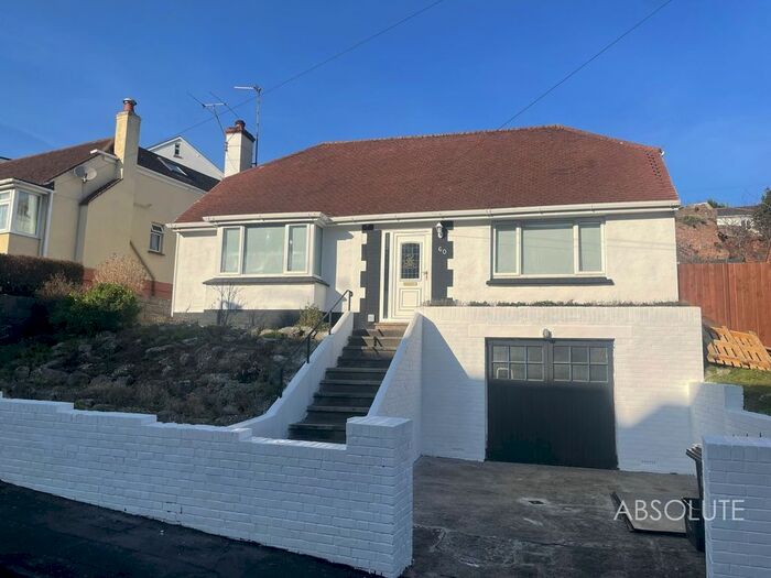 4 Bedroom Detached Bungalow To Rent In Blatchcombe Road, Paignton, TQ3