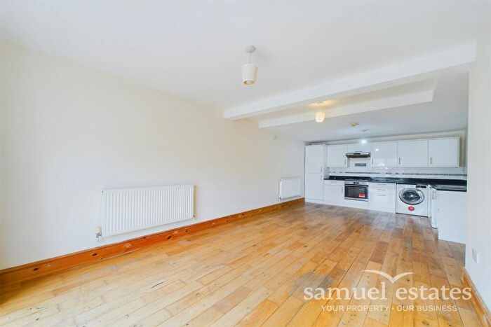 1 Bedroom Flat To Rent In Portland Road, London, SE25