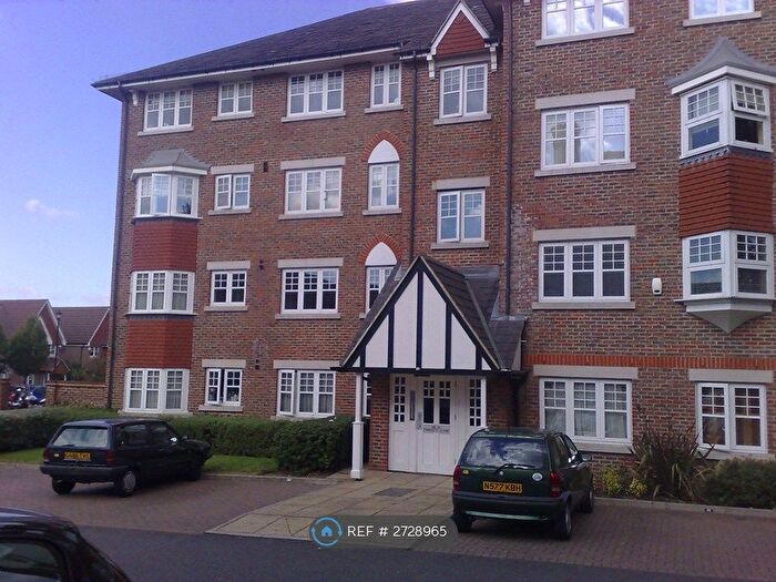 2 Bedroom Flat To Rent In Streatham, London, SW16
