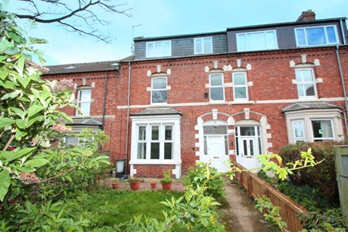 2 Bedroom Apartment For Sale In Victoria Avenue, Whitley Bay, NE26