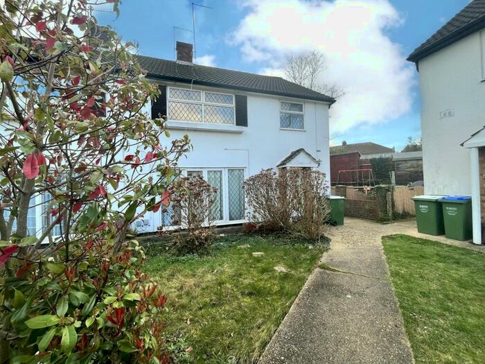 3 Bedroom Maisonette To Rent In Three Corners, Bexleyheath, DA7