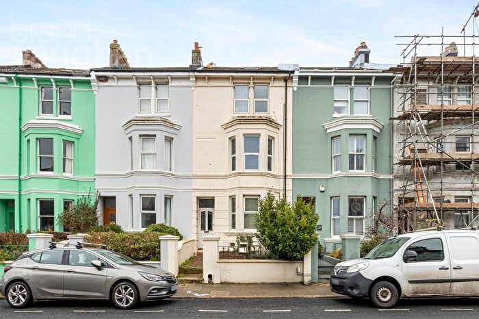 2 Bedroom Flat For Sale In Queens Park Road, Brighton, East Sussex, BN2