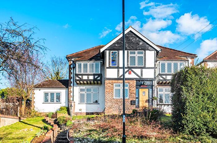 4 Bedroom Detached House To Rent In Brancaster Lane, Purley, CR8