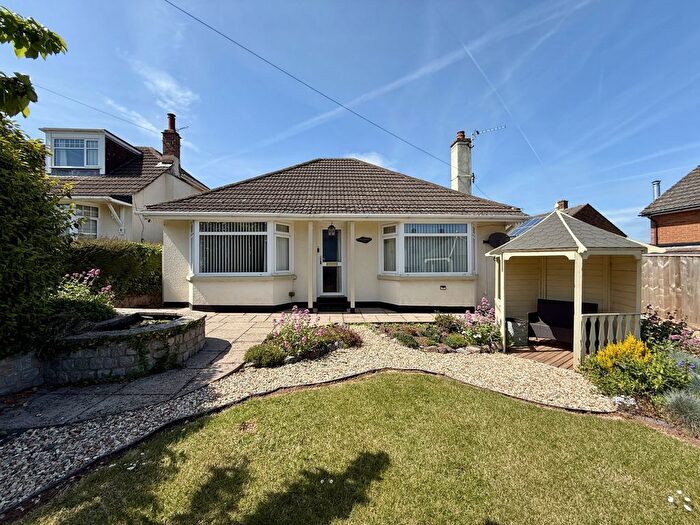2 Bedroom Bungalow For Sale In Shillingford Road, Alphington, EX2