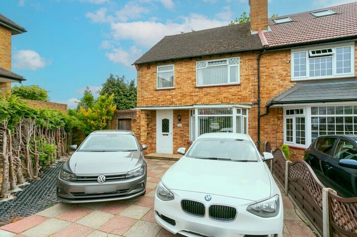 3 Bedroom Semi-Detached House To Rent In Coates Way, Watford, Hertfordshire, WD25