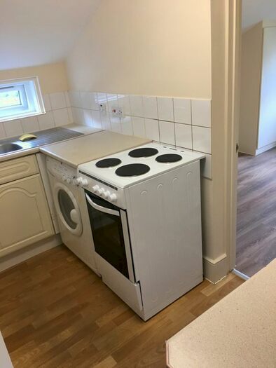 Studio To Rent In Tankerville Road, Streatham, SW16