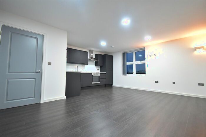 1 Bedroom Property To Rent In Elmwood Avenue, Feltham, TW13