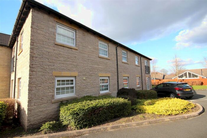 2 Bedroom Flat To Rent In Redfield Croft, Leigh, WN7