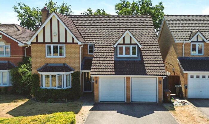 4 Bedroom Detached House For Sale In Hunters Way, Spencers Wood, Reading, Berkshire, RG7