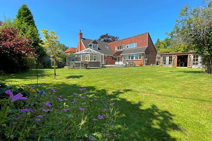 4 Bedroom Detached House For Sale In Winterslow, SP5