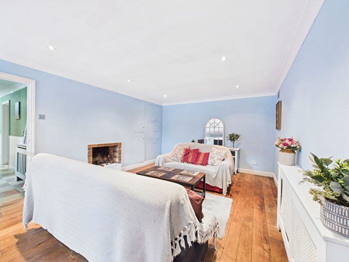 6 Bedroom Detached House For Sale In Church Lane, Greetham, Oakham, LE15