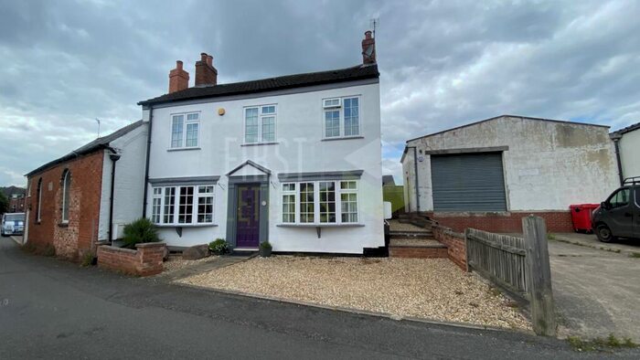 4 Bedroom House To Rent In King Street, Whetstone, LE8
