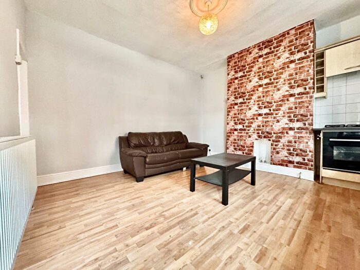 1 Bedroom Terraced House To Rent In Barden Terrace, Armley, Leeds, LS12