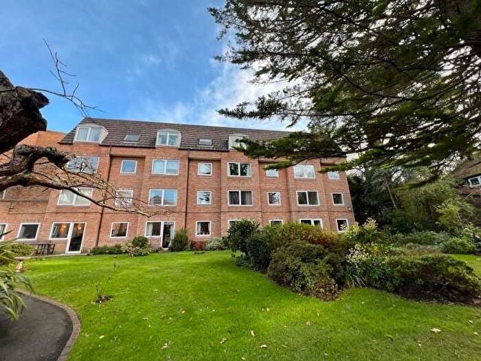 1 Bedroom Retirement Property To Rent In Wimborne Road, Meyrick Park, BH2