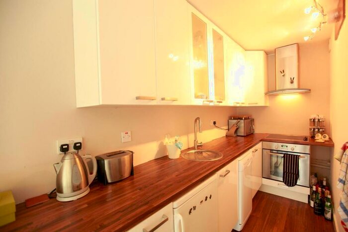 1 Bedroom Flat To Rent In Dudley Court, Rogers Street, Oxford, OX2