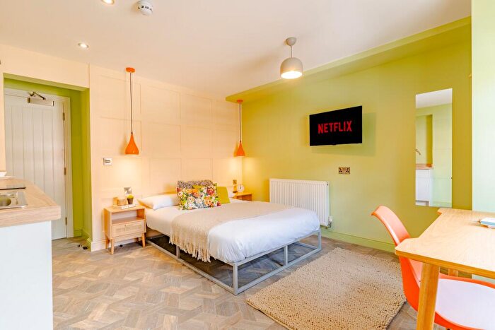 Studio To Rent In Room, Swinburne Street, DE1