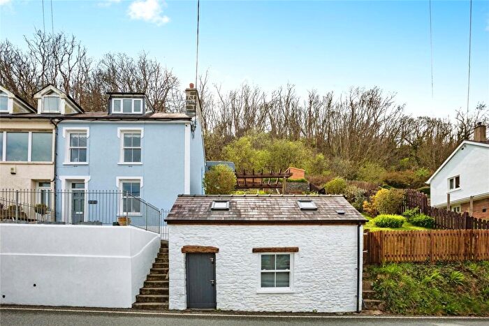 3 Bedroom End Of Terrace House For Sale In New Quay, Ceredigion, SA45