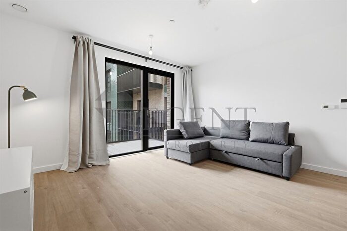 1 Bedroom Flat To Rent In Rivulet Apartments, Burlington Rd, KT3