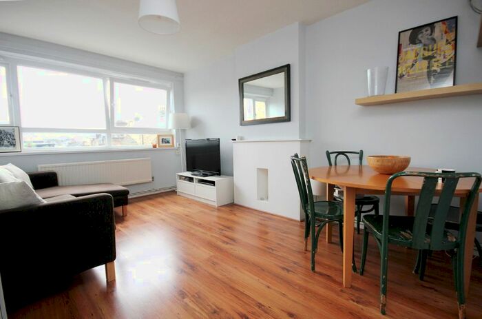 1 Bedroom Flat To Rent In Corbyn Street, London, N4