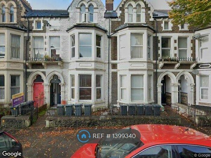 2 Bedroom Flat To Rent In Connaught Road, Cardiff, CF24
