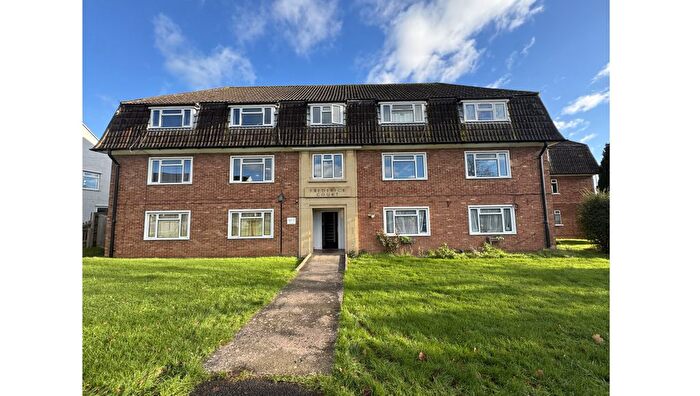 2 Bedroom Flat For Sale In Frederick Court, Wells, Somerset, BA5