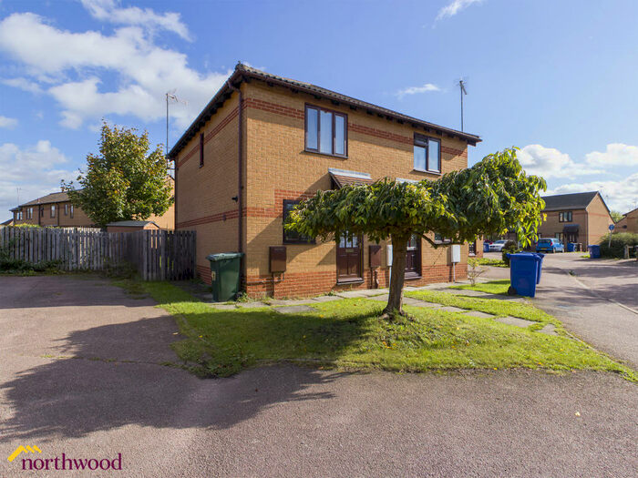 2 Bedroom Semi-Detached House To Rent In Earlstoke Close, Banbury, OX16