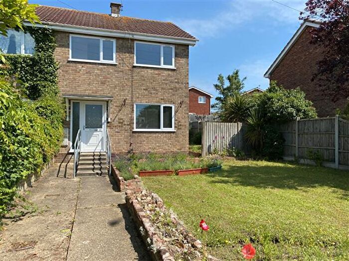 3 Bedroom House To Rent In Rosedale Gardens, Belton, Great Yarmouth, NR31