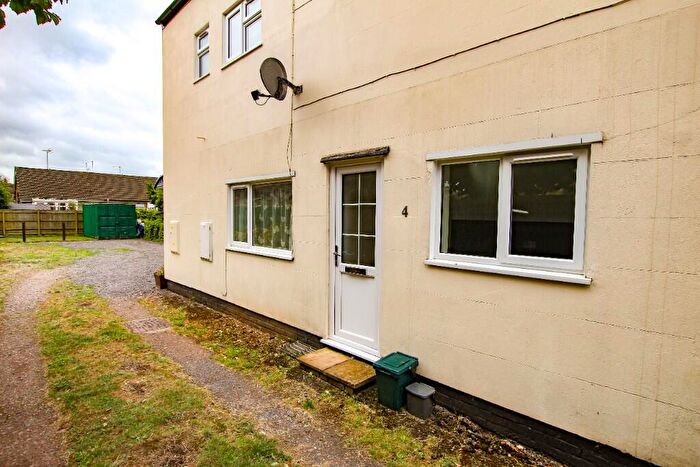 Studio To Rent In Enborne Road, Newbury, Berkshire, RG14