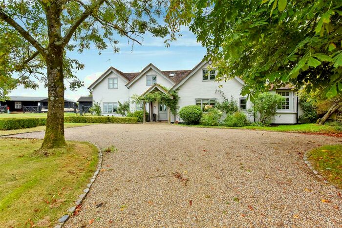 5 Bedroom Equestrian Facility To Rent In Hawthorn Hill, Warfield, Bracknell, Berkshire, RG42