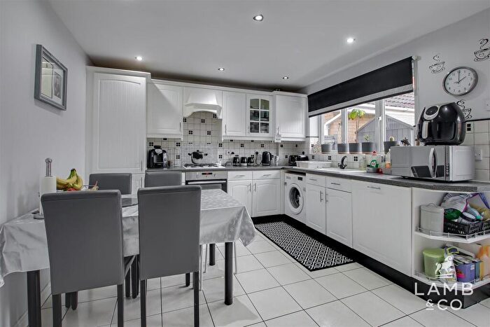 4 Bedroom Detached House For Sale In Parade Drive, Dovercourt, Harwich, CO12