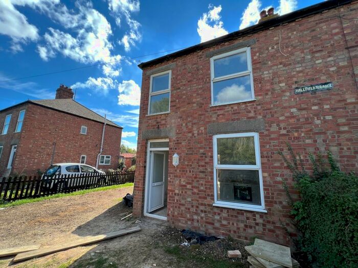 2 Bedroom House To Rent In Hallfield Terrace, Stuntney, CB7