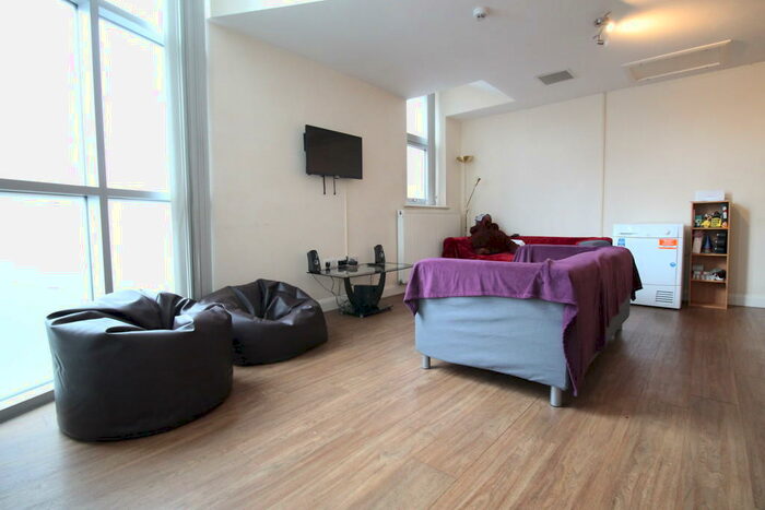 3 Bedroom Apartment To Rent In Bloomsbury Court, Huntingdon Street, NG1