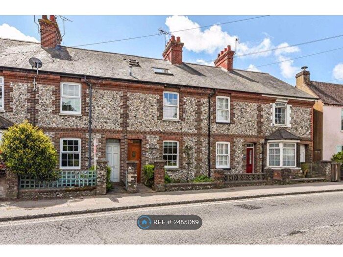 3 Bedroom Terraced House To Rent In Fishbourne Rd West, Chichesyer, PO19