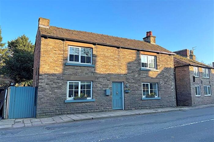 3 Bedroom End Of Terrace House For Sale In Bollington Road, Bollington, SK10