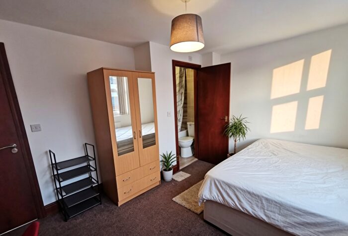 1 Bedroom Terraced House To Rent In Hubert Road, Birmingham, B29