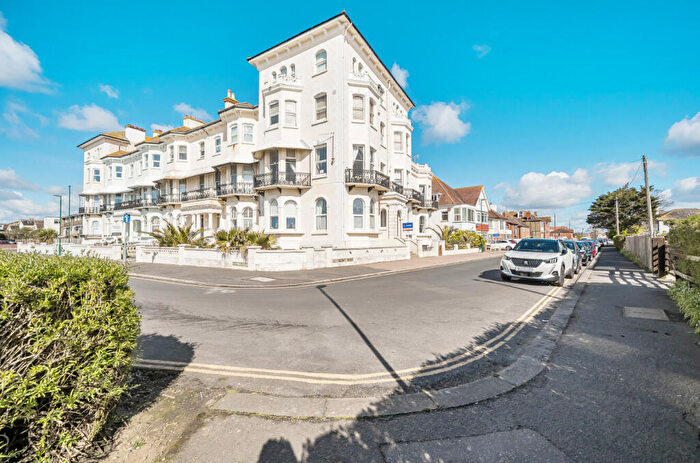 1 Bedroom Apartment For Sale In Victoria Road South, Bognor Regis, West Sussex, PO21