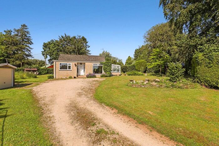 3 Bedroom Bungalow For Sale In Whiteway, Stroud, GL6