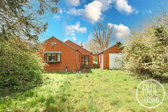 3 Bedroom Detached Bungalow For Sale In Beccles Road, Barnby, NR34