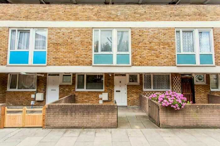 5 Bedroom Maisonette To Rent In Hitchin Square, London, E3