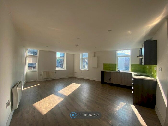 1 Bedroom Flat To Rent In Bull Street, Burnley, BB11