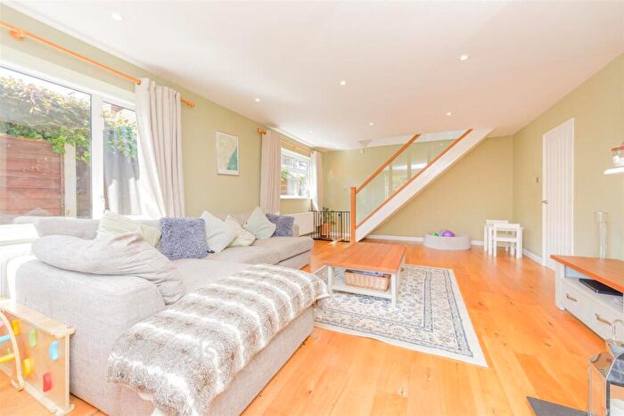 4 Bedroom Detached Bungalow For Sale In Whitepost Lane, Culverstone, Meopham, Kent, DA13