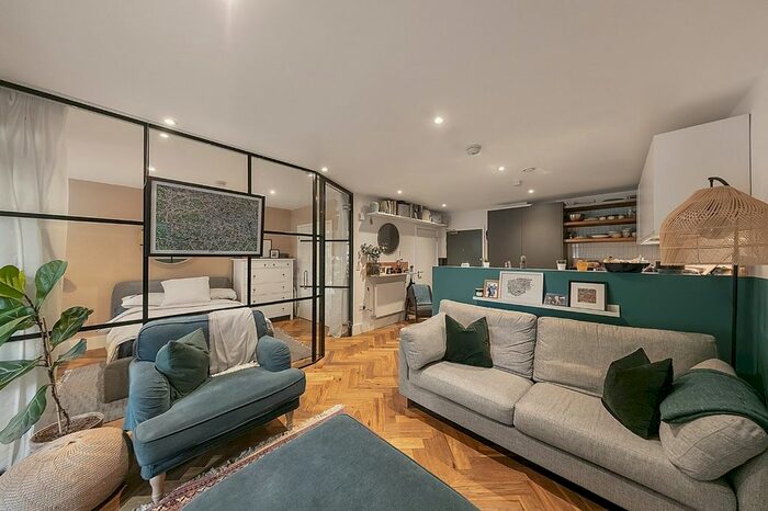 1 Bedroom Flat To Rent In Church Road, London, SE19