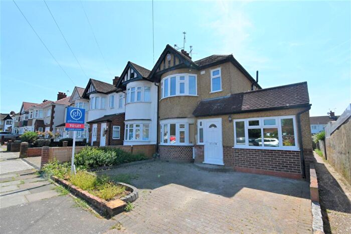 3 Bedroom House To Rent In Dawlish Drive, Ruislip, HA4