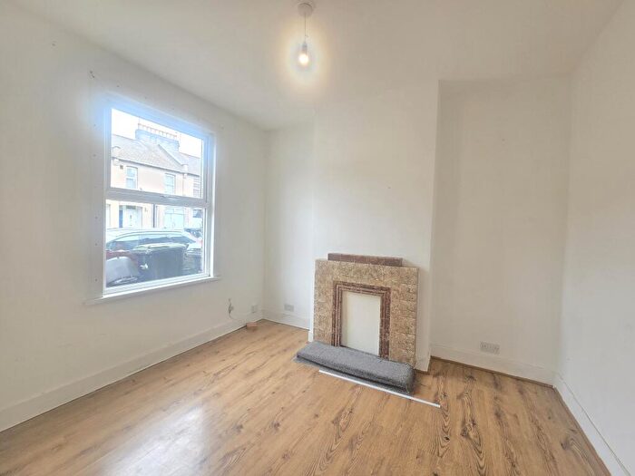 3 Bedroom House To Rent In Scotland Green Road North, Enfield, EN3