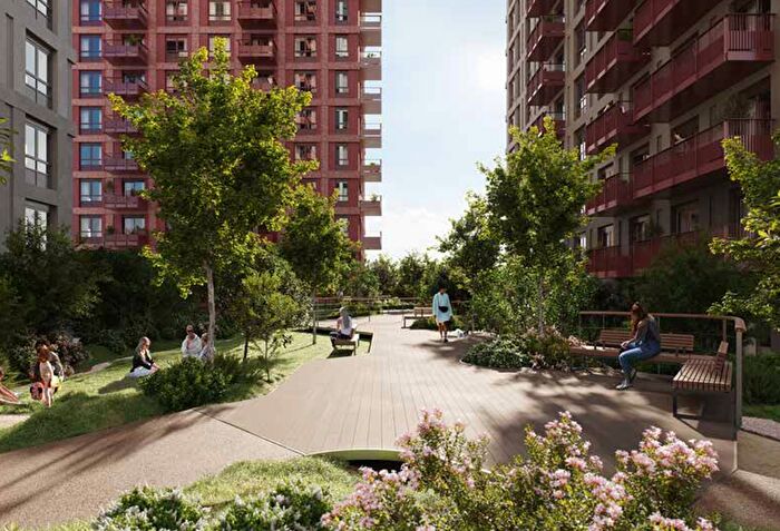 2 Bedroom Flat To Rent In Northam Tower, Mabyn Lane, London, SE10