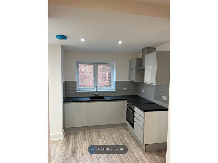 3 Bedroom Terraced House To Rent In Cumberland Avenue, Gravesend, DA12