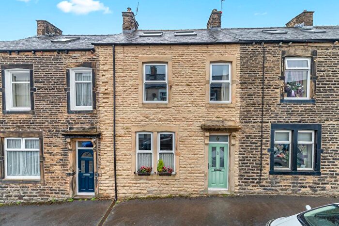 4 Bedroom Terraced House For Sale In Church Street, Skipton, North Yorkshire, BD23