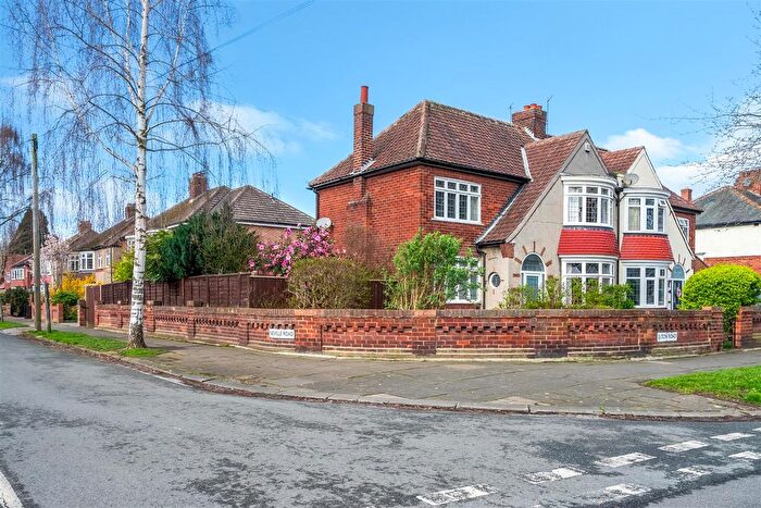 3 Bedroom Semi Detached House For Sale In Elton Road, Darlington, DL3