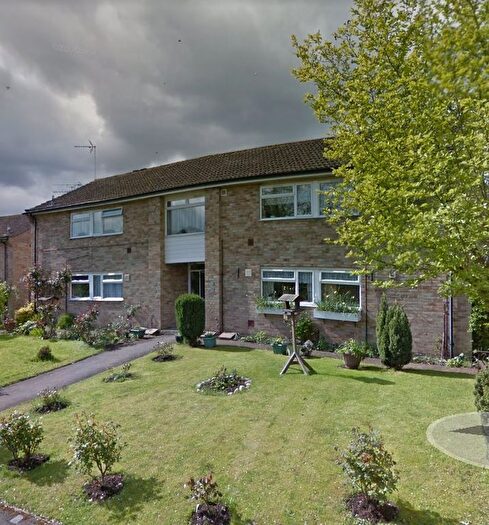 1 Bedroom Flat To Rent In Lister Close, Reading, RG8