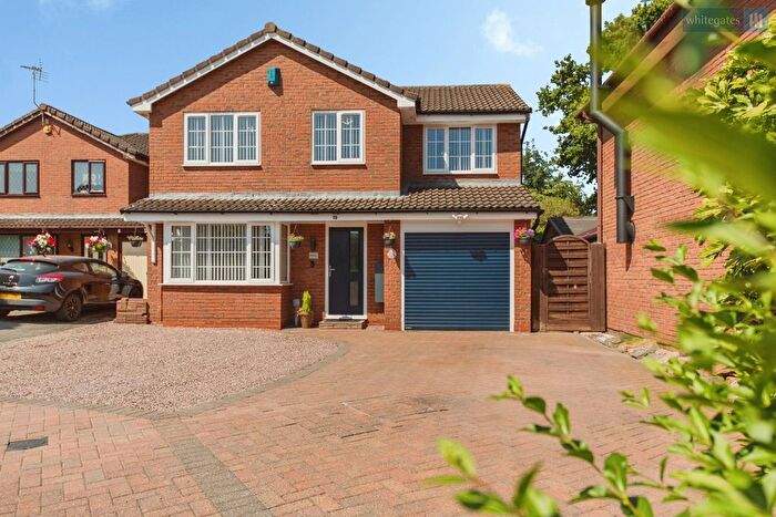 4 Bedroom Detached House For Sale In Charlcote Crescent, Crewe, Cheshire, CW2